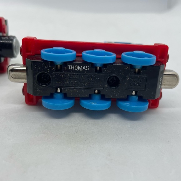 Lot of Thomas and Friends trains - Picture 6 of 7